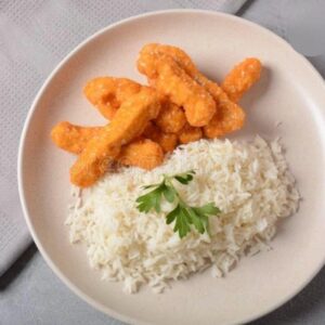 ARROZ Y NUGGETS